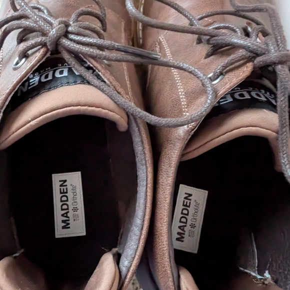 Steve Madden Brriol Chukka Boots Size 11 Cognac Brown EUC - Picture 6 of 8